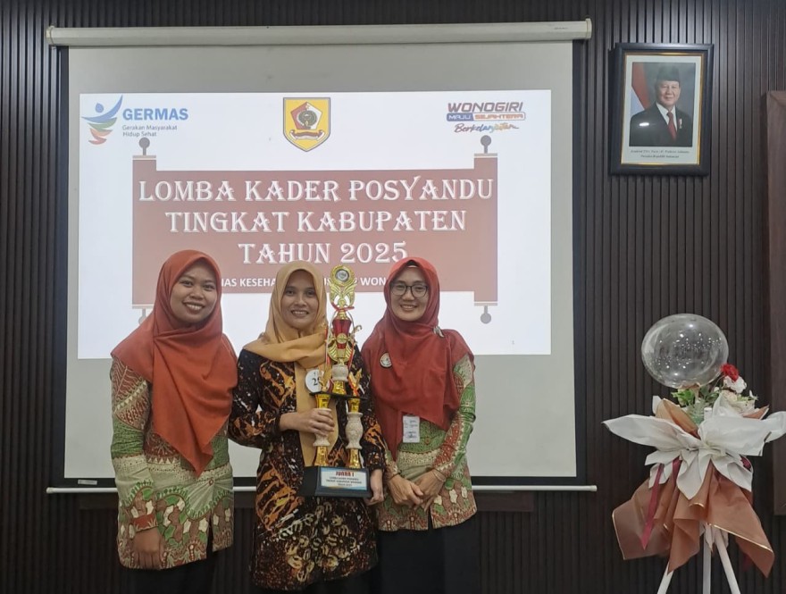 Kader Posyandu Cempaka Desa Waru Yulis Kurniawati meraih Juara 1 dalam Lomba Kader Posyandu Tingkat Kabupaten Wonogiri Tahun 2025